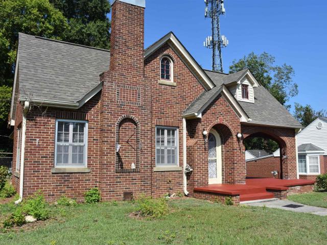 107 N Main Avenue