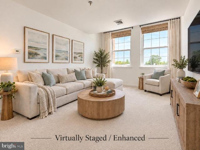 107 N School Street # 2F