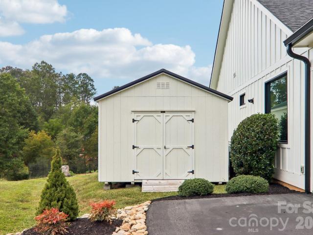 107 New Pinner Place