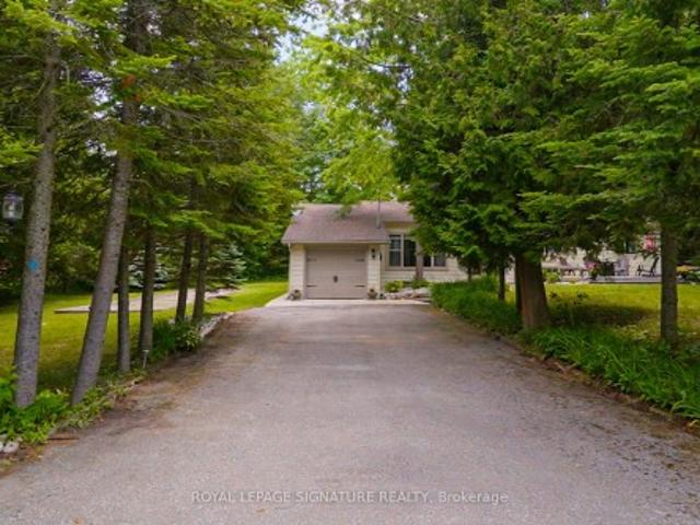 107 Nicole Boulevard, Tiny, ON, L0L 2T0 house for sale | Listing ID S12918 | Royal LePage