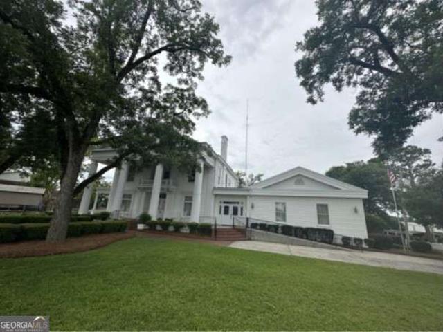 107 Singleton Avenue