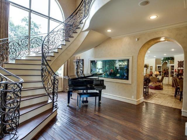 107 Sunset Drive