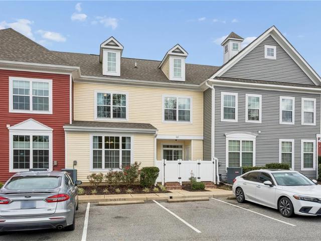 107 Promenade LN