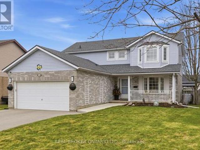 107 Rose Bridge Crescent, Cambridge, ON, N3C 3Z2 house for sale | Listing ID X13449 | Royal LePage