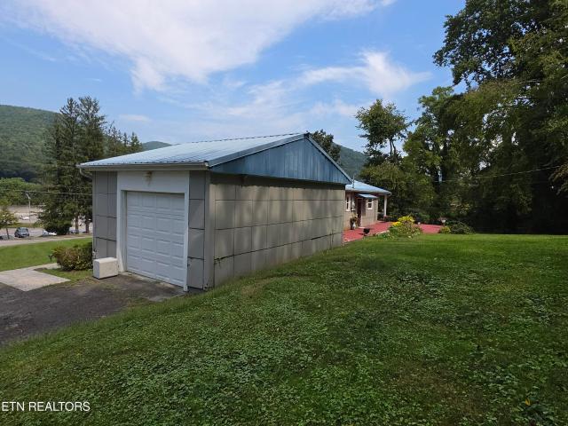 107 Ridgewood Circle