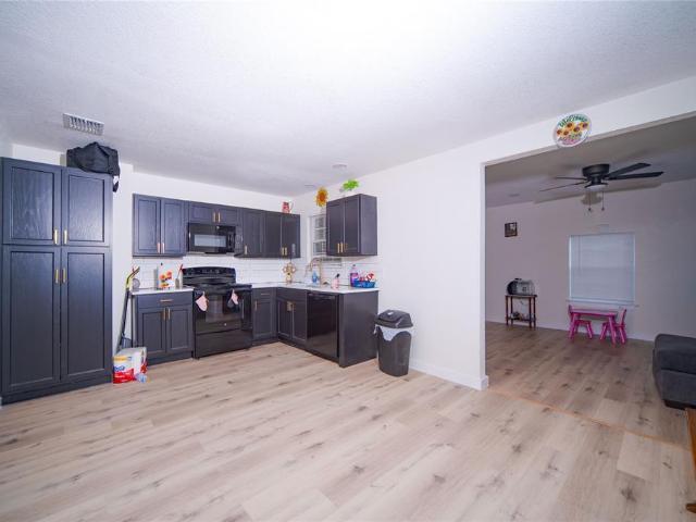 107 W Purdom Avenue