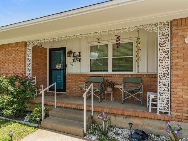 107 Woodard Avenue