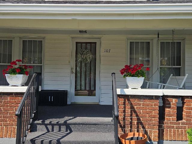 107 Woodward Avenue