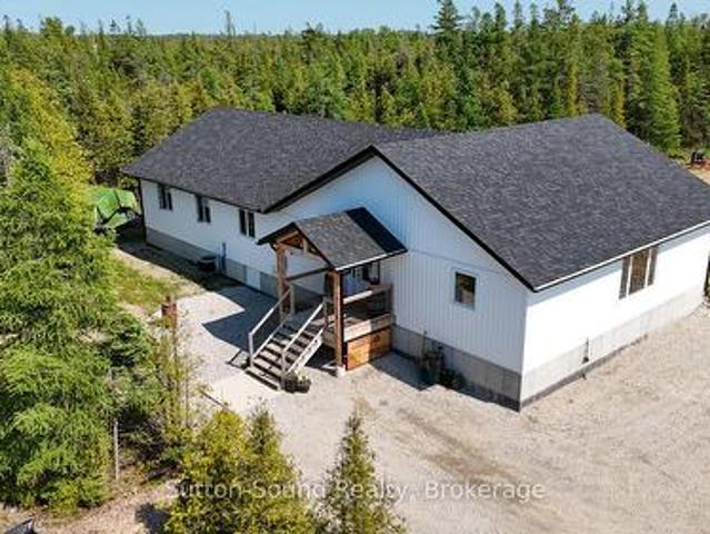 107 Whiskey Harbour Road, Northern Bruce Peninsula, ON, N0H 2T0 house for sale | Listing ID X13109 | Royal LePage