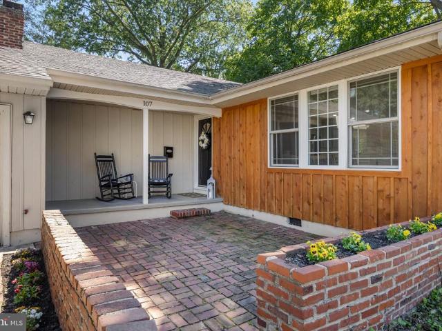 107 Tarlton Court