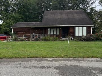 10840 E Heywood Dr, Seymour, IN 47274 | MLS #22064