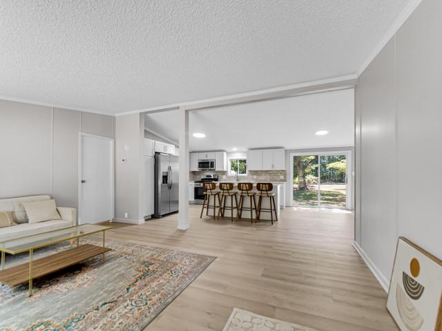 10848 Edgewood Drive