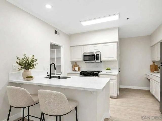 10848 Scripps Ranch Blvd # 205