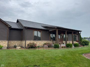 1084 E Jacks Way