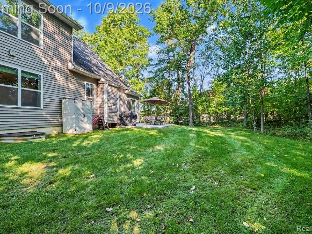 1084 Woods Edge Drive