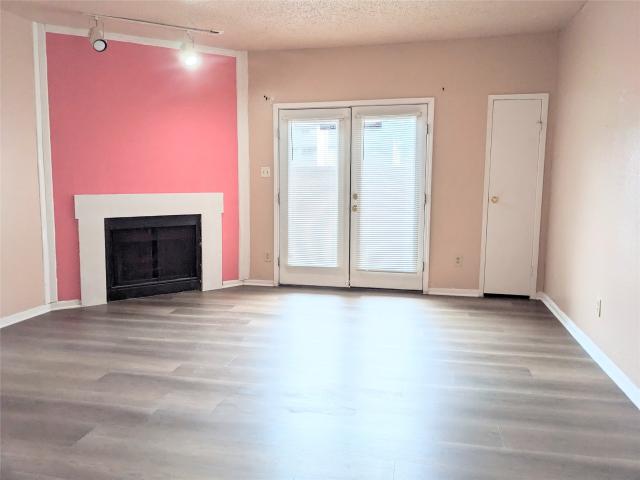 10855 Meadowglen Lane 702