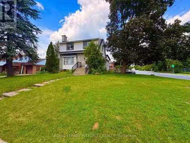 1085 Richard Avenue, Ottawa, ON, K1H 8C3 house for sale Lis.