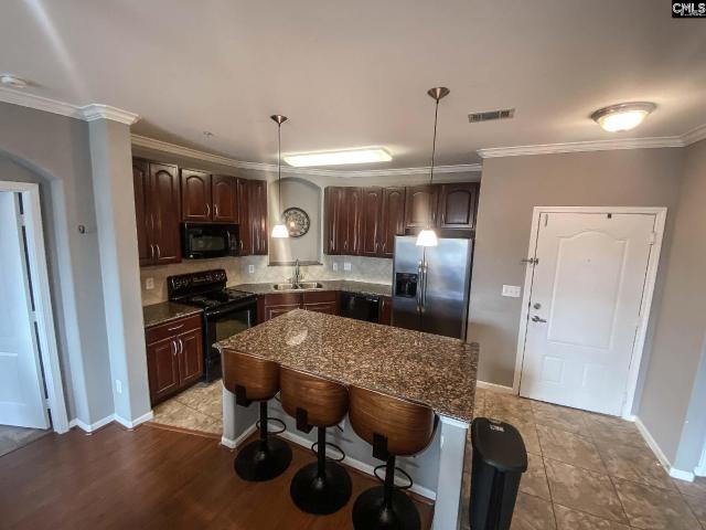 1085 Shop Road