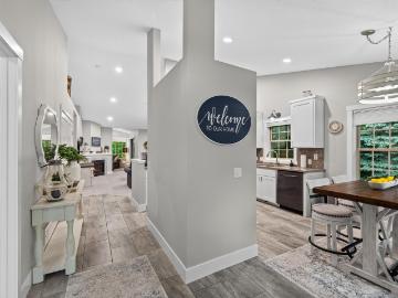 10868 Woodland Drive