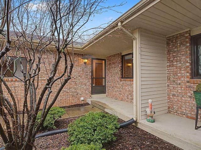 1086 Amberwood West Drive
