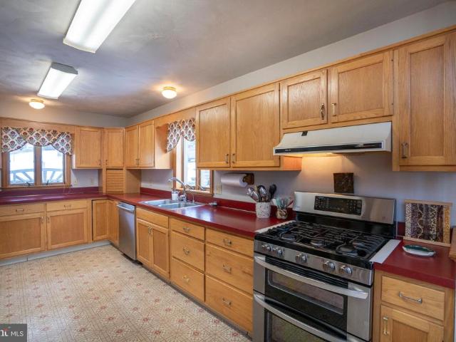 1086 Cortland Drive