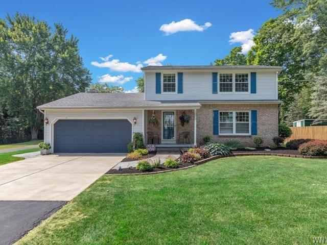 10875 Howe Rd, Clarence, NY 14031