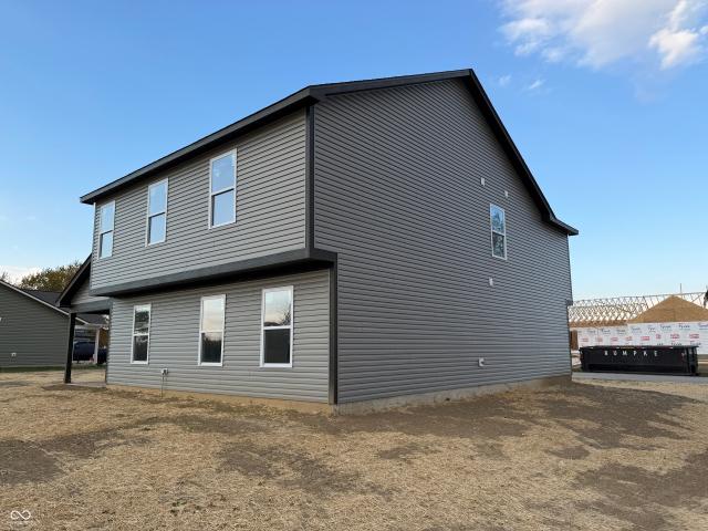 1087 Lake Court