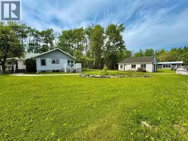 10886 261 Road, Fort St. John, BC, V7J 0K9 house for sale L.