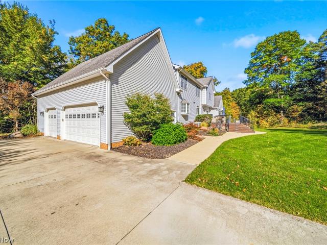 10893 Lakebrook Drive