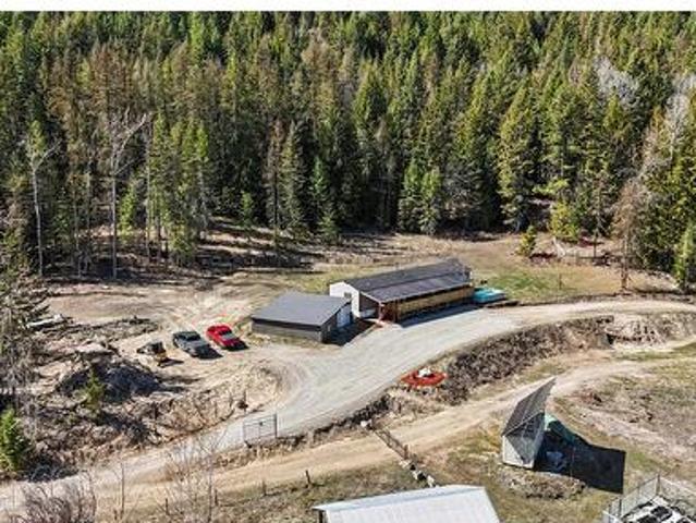 10899 Seabrook Road, Grand Forks, BC, V0H 1H8 house for sale | Listing ID 10383 | Royal LePage