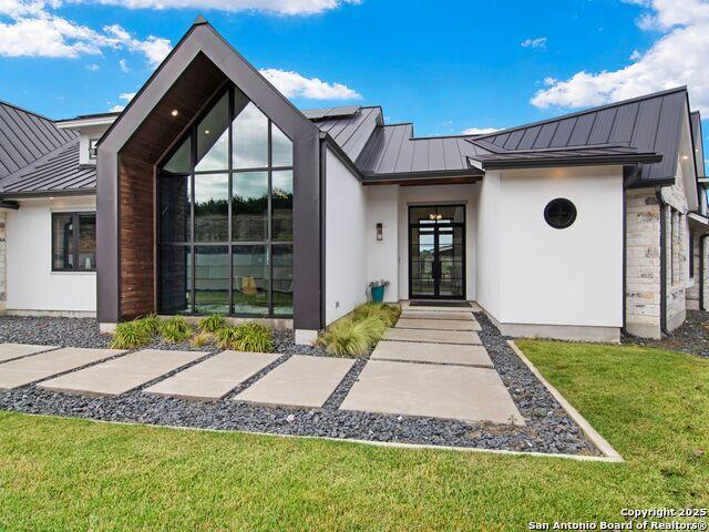 10803 Nina Ridge