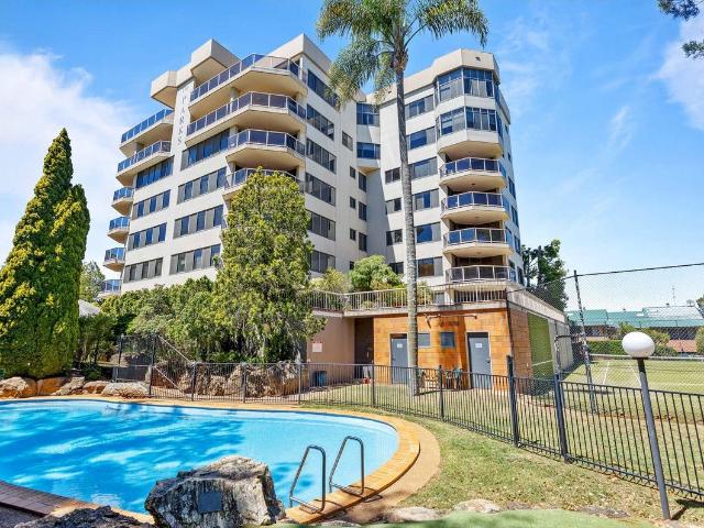 10/80 Margaret Street, Toowoomba