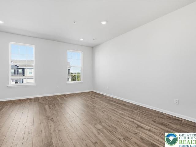 1080 Meadowlark Drive, Upper Macungie Twp, US, PA