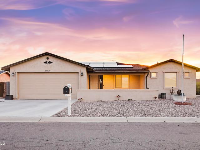 10810 N 114TH Drive