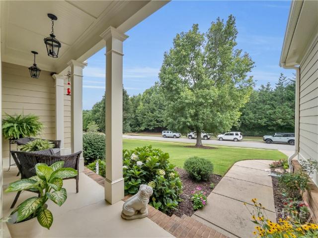 1081 Thornwood Drive