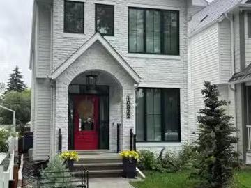 10822 128 Street, Edmonton, AB, T5M 0W2 house for sale List.