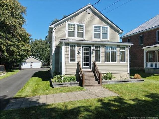 1082 Main St, Sussex Corner, NB, E4E 2Z8 house for sale | Listing ID NB147846 | Royal LePage