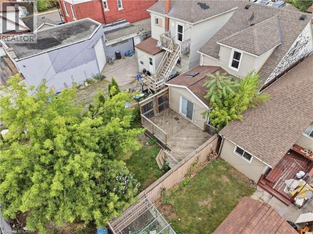 1082 E CANNON Street E, Hamilton, Ontario, L8L2J1