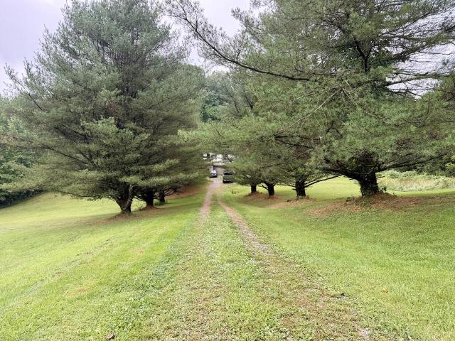 1082 True Hollow Road