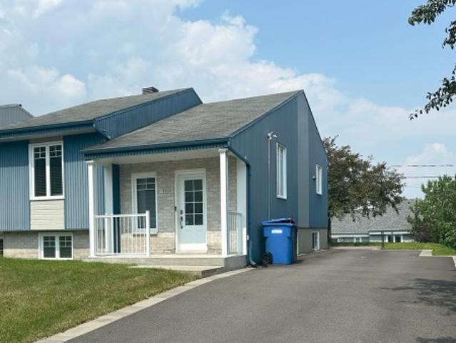 1083 Rue Des Chanterelles, Québec La Haute Saint Charles, QC, G3K 1H7 house for sale | Listing ID 10293 | Royal LePage