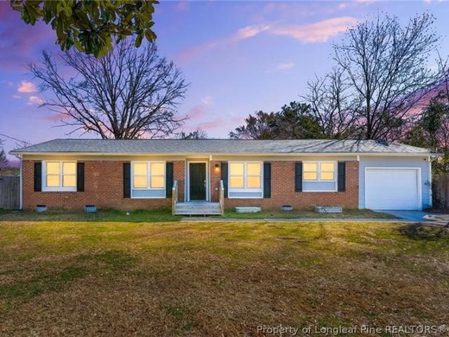 1083 Strickland Bridge Rd, Fayetteville, NC 28304