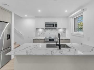 Greater Vancouver - Air conditioning, Parking