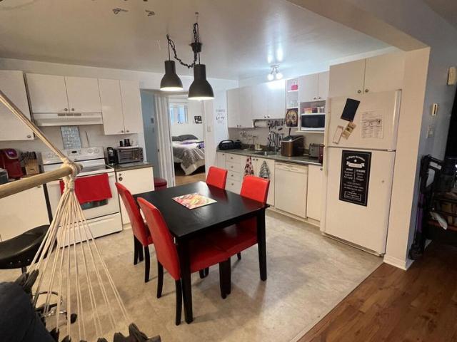 108 2 108 Rue Des Pins Blancs, Buckingham