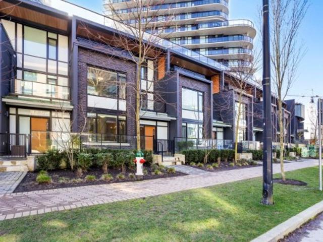 108 8 University Crescent, Burnaby, BC, V5A 4Y8 townhouse for sale | Listing ID R3094 | Royal LePage
