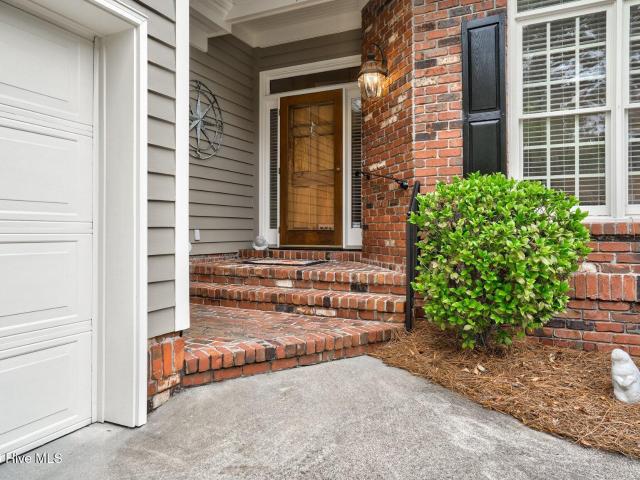 108 Cobblestone Court