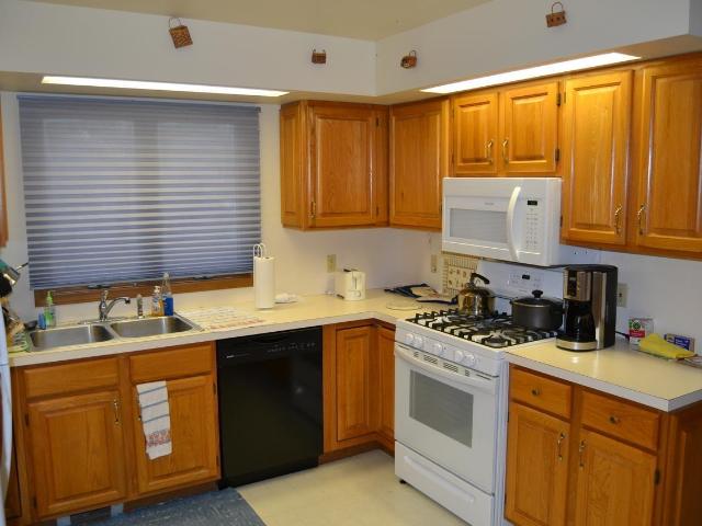 108 Carpenter Boulevard