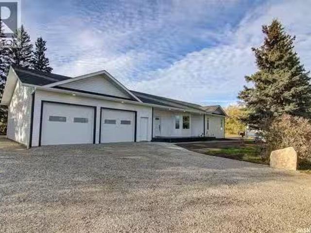 108 Central Avenue, Love, SK, S0J 1P0 house for sale Listin.