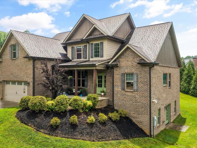 108 Creek View Court