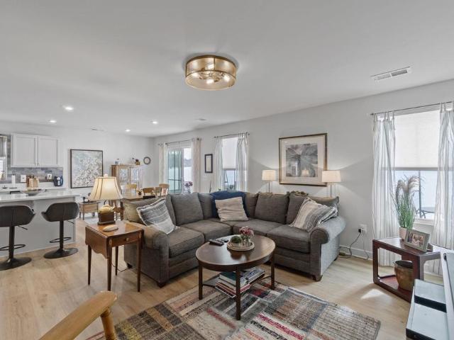 108 Archer Dr