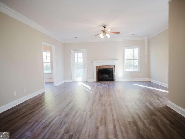 108 Bradley Circle